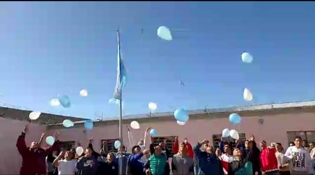 En la Unidad Penitenciaria Nº 17 de Urdampilleta Alumnos de la EEPA Nº 705 conmemoraron el Día del Veterano y los Caídos en Malvinas